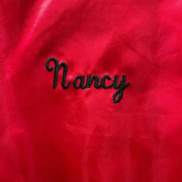 Vintage | 80s Satin "Doc's Digs" Zip Up Embroidered Bar Jacket - Red / Sz M - Picture 4 of 8